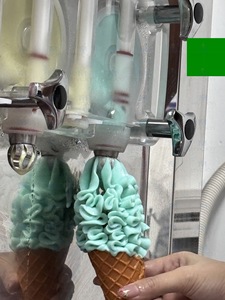 Máquina para Hacer Helados Suaves Multifuncional JUYOU para Bebidas, Batidos, Smoothies y Café Helado - Product Image 4