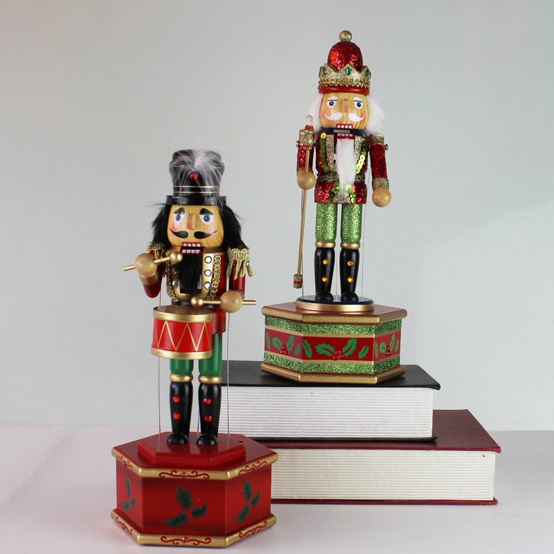 等身大くるみ割り人形兵士木製オルゴール木製くるみ割り人形おもちゃ