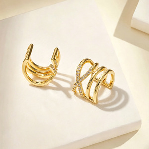 Pendientes de clip en forma de cruz, de aleación de zinc dorada, pendientes de aro en forma de U para cartílago de la oreja, sin perforación, joyería de moda para mujer - Product Image 1