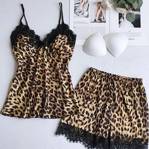 Conjunto de dos piezas de ropa de estar por casa de imitación de seda negra, estilo europeo y americano, a la moda y cómodo, al por mayor. - Product Image 2