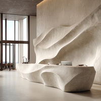 Bureau de réception extensible contemporain inspiré de la pierre, courbes organiques fluides, design moderne, plastique PETG, hôtel haut de gamme
