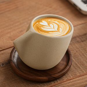 Tasse à café en grès avec soucoupe en bois d'acacia 190 ml, finition mate éclaboussée, poignée sculptée, pour cappuccino, latte, cadeau idéal pour café - Product Image 2