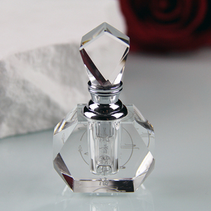 Pujiang Crystal Factory Vente en gros Vide <span class=keywords><strong>pas</strong></span> <span class=keywords><strong>cher</strong></span> Mini bouteilles en cristal 1ml <span class=keywords><strong>Arabian</strong></span> Pocket Parfum Huile <span class=keywords><strong>Oud</strong></span> Bouteille - Product Image 3