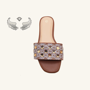 High-quality Fashionable Slip-on Rhinestone Retro-style Best-selling Casual Outdoor Lightweight Women's Sandals and <b>slippers</b> - Product Image 5