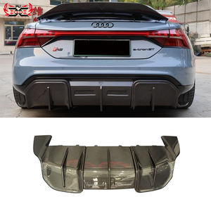 Accessori Auto Separatore Paraurti Posteriore in Fibra di Carbonio per <span class=keywords><strong>Audi</strong></span> E-<span class=keywords><strong>TRON</strong></span> <span class=keywords><strong>GT</strong></span> 2021+ Decorazione Perfetta - Product Image 1