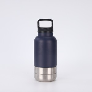Bouteille d'eau <span class=keywords><strong>de</strong></span> voyage <span class=keywords><strong>pour</strong></span> <span class=keywords><strong>chien</strong></span> détachable à 3 couches <span class=keywords><strong>de</strong></span> 32 oz, en acier inoxydable 304, isolée sous vide, avec bols intégrés <span class=keywords><strong>pour</strong></span> la promenade - Product Image 4