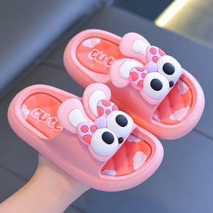 Vente en gros Sandales antidérapantes avec nœud <span class=keywords><strong>Pantoufles</strong></span> d'extérieur pour petites filles Sandales avec dessin animé 3D pour garçons et filles Chaussures décontractées - Product Image 1