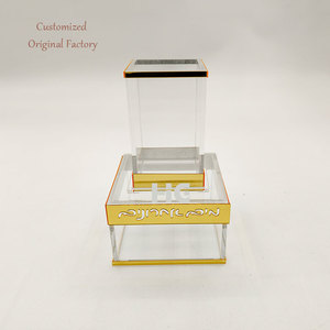 Set Mayim Achronim in Lucite Personalizzato con Manici, Regali di Purim in Acrilico Personalizzati, Contenitori per Acqua - Product Image 1