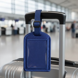 Étiquette de bagage brodée personnalisée en tissu avec fenêtre transparente pour l'adresse et sangle réglable – Idéale pour les voyages et comme cadeau - Product Image 3