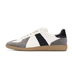 Chaussures GAT classiques légères et respirantes en cuir véritable pour hommes, style rétro sport, à lacets, type mocassins, inspirées des baskets allemandes. - Product Image 5