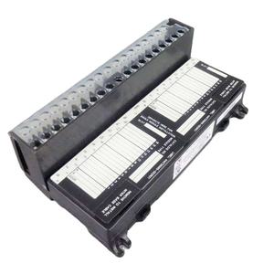 Unité de base d'E/S General Electric IC670CHS001 - Product Image 1