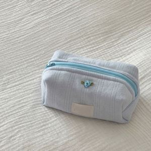 Estuche de Maquillaje de Moda, Elegante, Simple, Dulce, Floral, Bolsa para Lápiz Labial, Portátil, de Gran Capacidad, Bolsa de Almacenamiento para Auriculares y Cables - Product Image 4