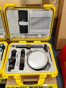 South GNSS RTK ช่อง1598เสาอากาศทั้งหมดในตัวแบตเตอรี่คู่ GPS RTK - Product Image 2
