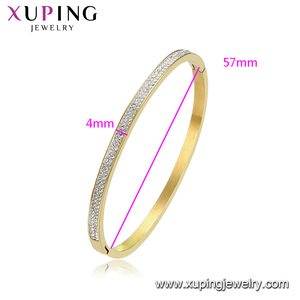 52636 Xuping Fashion 2020 Brazaletes de Acero Inoxidable con Baño de Oro Estilo Italiano para Mujer - Product Image 3