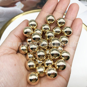 Perles rondes non poreuses plaquées or et argent pour vêtements, chaussures, chapeaux, perles dispersées, style durable et luxueux - Product Image 1