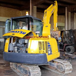 Excavadora Komatsu PC55/PC56/PC78 de tamaño mini, excavadora pequeña hecha en Japón con peso de funcionamiento de 6 toneladas - Product Image 4