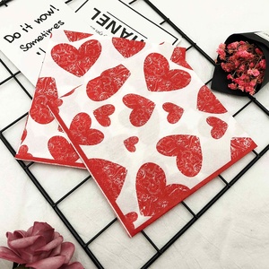2 ply Đỏ tình yêu trái tim Khăn ăn 6.5 inch dùng một lần Trinh gỗ bột Giấy túi in cho Nhà hàng sử dụng ăn trưa serviettes - Product Image 2
