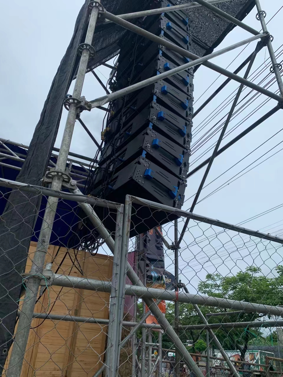 How to Choose Active Line Array Speakers: Essential Buyer's Guide