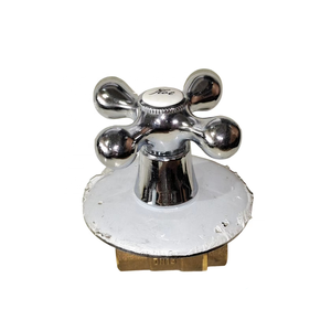 Vanne d'arrêt croisée à 2 voies en laiton avec corps en laiton et <span class=keywords><strong>bonnet</strong></span> en zinc, idéale pour l'alimentation en eau - Vente chaude - Product Image 3
