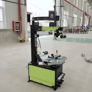 Changeur <span class=keywords><strong>de</strong></span> <span class=keywords><strong>pneus</strong></span> CE en Chine Machine à <span class=keywords><strong>changer</strong></span> les <span class=keywords><strong>pneus</strong></span> Équipement <span class=keywords><strong>de</strong></span> véhicule <span class=keywords><strong>pour</strong></span> la réparation des <span class=keywords><strong>pneus</strong></span> - Product Image 4