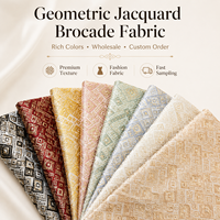 Tissu brocart floral en gros, textile jacquard métallique pour vêtements et décoration intérieure