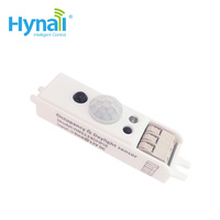 Interrupteur intelligent à lumière 12V CC de petite taille avec capteur de mouvement PIR, portée de détection de 6 m, montage encastré, fonction de récolte de la lumière du jour