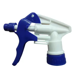 High Quality D Type PP 28/400 Spray Bottle Trigger Sprayer with Tube for Garden Use Made of Durable Plastic