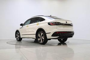 Volkswagen <span class=keywords><strong>Tiguan</strong></span> X 330TSI DSG 2WD <span class=keywords><strong>2023</strong></span>, SUV de Gasolina, Automático, Turbo, Asientos de Cuero, R17, Autos Usados en Venta - Product Image 4
