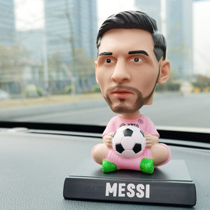 Muñeco <span class=keywords><strong>de</strong></span> Neymar, <span class=keywords><strong>Messi</strong></span> y Cristiano Ronaldo en Versión Q, Juguetes <span class=keywords><strong>de</strong></span> Coche con Cabeza Móvil, Regalo para Fanáticos del Fútbol, Figura <span class=keywords><strong>de</strong></span> Acción Coleccionable - Product Image 1