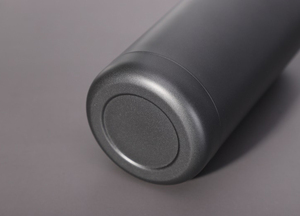 Bouteille d'eau sportive en acier inoxydable sans BPA de 550 ml, étanche, garde au froid et au chaud, avec couvercle à poignée, petite ouverture, conforme aux normes alimentaires FDA LFGB - Product Image 4