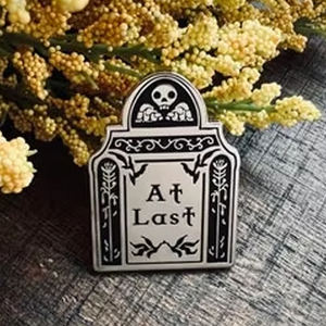 Fabrication en gros de petites épingles en métal artisanal, épingles en émail personnalisées, épingles en émail dur noir et argent, <span class=keywords><strong>pierre</strong></span> <span class=keywords><strong>tombale</strong></span> - Product Image 6