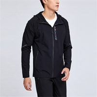 Vestes Légères à Capuche d'Extérieur pour Hommes avec Logo Réfléchissant Personnalisé, Fermeture Éclair Discrète et Micro-Élasticité