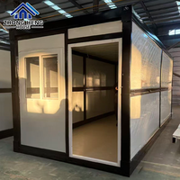 Maison conteneur modulaire préfabriquée extensible et pliable de haute qualité de 20 pieds pour dortoirs de travailleurs et bureaux de chantier