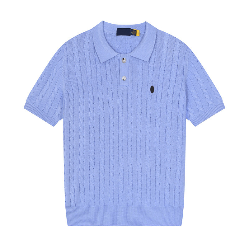 bleu clair avec poney bleu royal