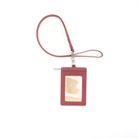 Porta Tarjetas de Identificación de Cuero Saffiano Rojo Personalizado con Logotipo Estampado en Caliente, Extraíble, con Cordón Largo para el Cuello