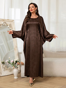 Glamorous Russet Brown Opulent Abaya que fluye mangas acampanadas Silken Texture Statement Khaleeji Cover - Product Image 3