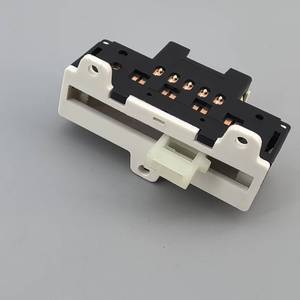 สวิตช์แอร์รถยนต์ Fiat รุ่น YF-8790 ขนาด 32x47x64 มม. ควบคุมพัดลม 4 ระดับ สำหรับเปลี่ยนอะไหล่รถยนต์ - Product Image 2