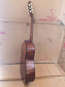 Guitarra Clásica C80, Las Guitarras Clásicas Más Vendidas - Product Image 4