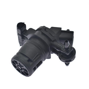 Buse de lave-glace Honda LCV 76846-TP6-A01 en caoutchouc synthétique pour Crosstour Europe - Product Image 4