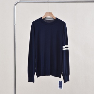 เสื้อสเวตเตอร์ไหมพรมผู้ชาย ปิร่ง 12 เข็ม 2/30 37.5 องศา ควบคุมอุณหภูมิคงที่ สำหรับฤดูหนาว สไตล์ลำลองทางธุรกิจ ตัดเย็บแบบคอนทราสต์ - Product Image 3
