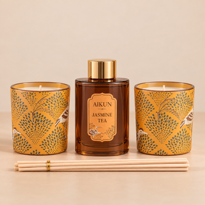 Coffret Cadeau Aikun Thé au Jasmin 3 Pièces : Diffuseur à Bâtonnets et Bougie avec 2 Bougies en Verre Imprimé – Vente Directe Usine OEM ODM pour la Maison - Product Image 2