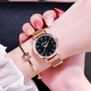 Reloj luminoso con diseño de cielo estrellado, moderno y a la moda para mujeres, nuevo estilo para estudiantes. - Product Image 1