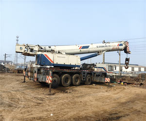 <b>Used</b> Zoomlion QY90V6 90 Ton Lifting <b>Truck</b> <b>Crane</b> Qy50v Qy35v Ztc305h5 Ztc250v5 Mobile <b>Crane</b> for Sale - Product Image 3