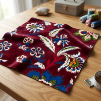 Tissu en velours de coton imprimé à la main, motif floral rouge vin : idéal pour la tapisserie, le matelassage et la décoration