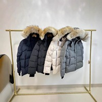29 styles de vestes en duvet épaisses et chaudes à capuche pour hommes et femmes, coupe ajustée, logo personnalisé, version haut de gamme coupe-vent et imperméable