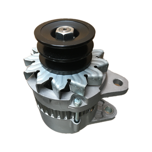 Alternador de Repuesto para Maquinaria de Construcción de Alta Calidad 600-821-6130 24V 40A para Motor de Excavadora S6D95L/S6D105 3 Meses - Product Image 1