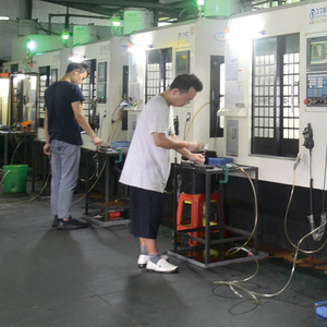 Cơ bản <span class=keywords><strong>CNC</strong></span> miếng đệm phần nhôm iatf16949 ô tô chứng nhận gia công đơn giản - Product Image 4