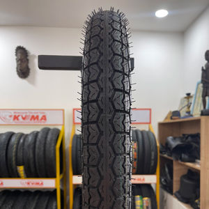 Neumático de Motocicleta KUMA K102A 3.00-17, Fabricado en Vietnam, Nuevo, Premium, de Caucho Natural + Nailon, Negro, 4PR/6PR/8PR, Clasificación de Capas, 20000KM - Product Image 1