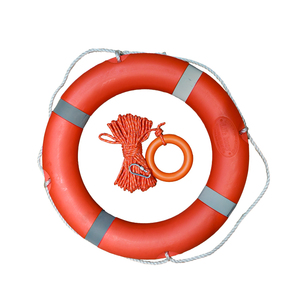 Kit <span class=keywords><strong>de</strong></span> <span class=keywords><strong>survie</strong></span> complet comprenant un <span class=keywords><strong>bouée</strong></span> <span class=keywords><strong>de</strong></span> sauvetage en PE avec une corde <span class=keywords><strong>de</strong></span> sauvetage flottante <span class=keywords><strong>de</strong></span> 20 m pour une préparation complète aux situations d'urgence aquatique - Product Image 1