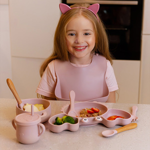 Juego de vajilla de silicona de grado alimenticio sin BPA para bebés, plato con ventosa, tazón, babero, taza, cuchara, tenedor para niños pequeños - Product Image 2